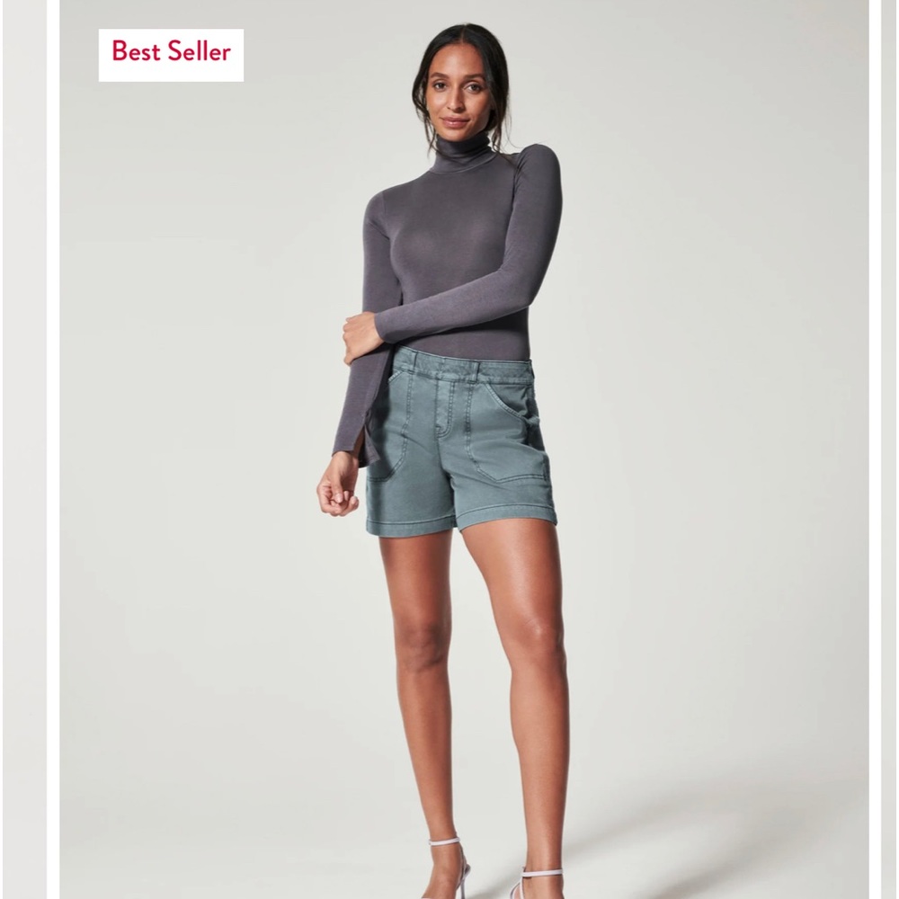 SPANX. Twill shorts    New with tags